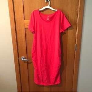 Belle Sky Bright pink tshirt maternity dress